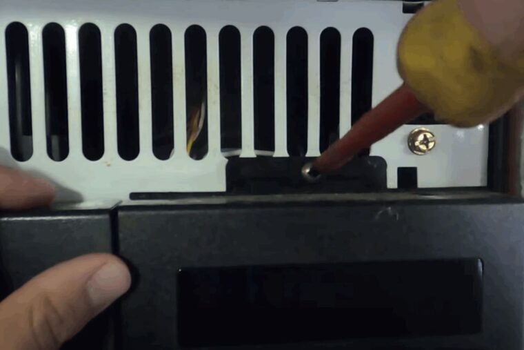 Microwave Fan Won't Turn Off