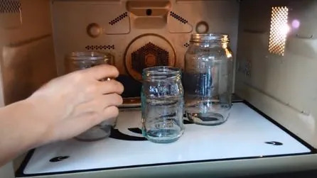 Can-You-Microwave-Glass-Jars