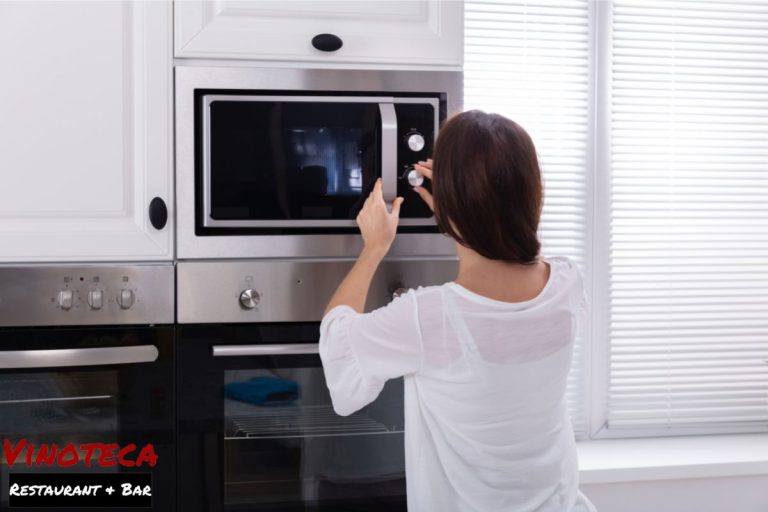 10 Best Dial Microwaves With Knob Controls 2023 [Ranked]