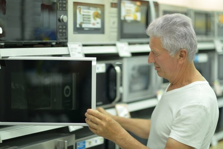 which-features-microwave-for-elderly